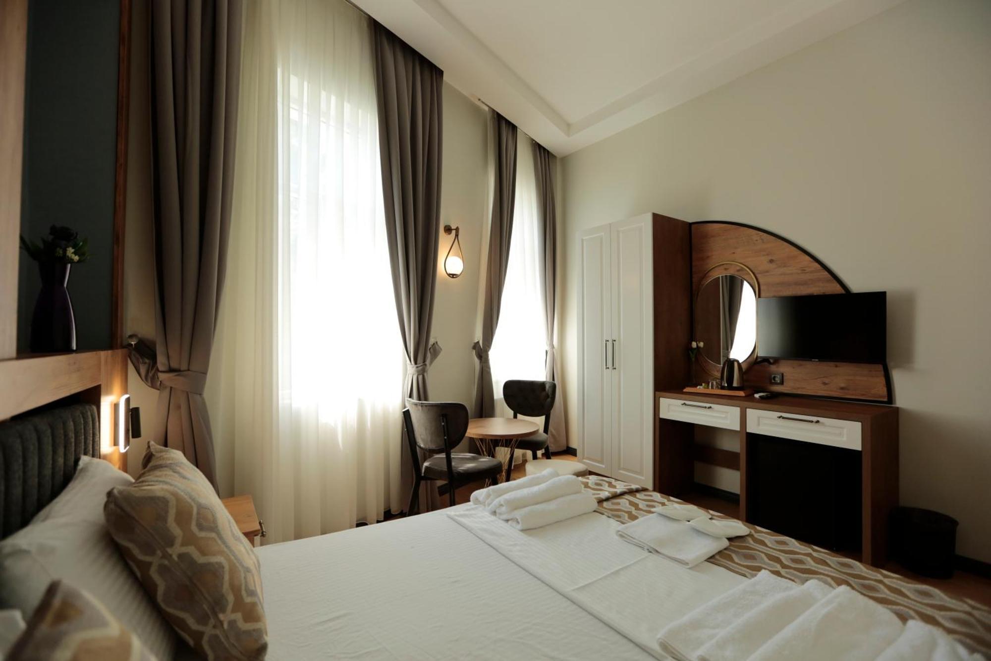 Newalla Hotel Old City イスタンブール エクステリア 写真