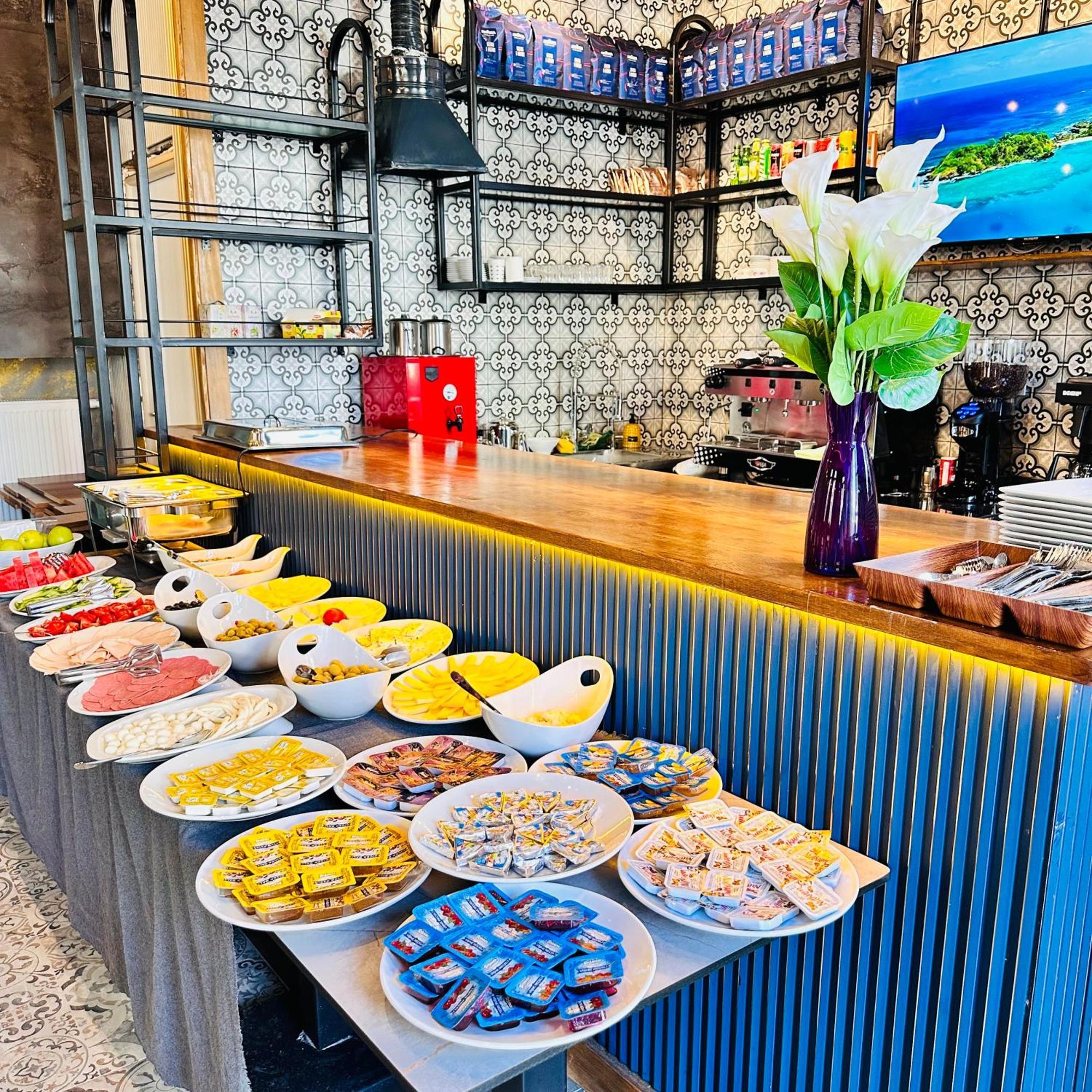 Newalla Hotel Old City イスタンブール エクステリア 写真